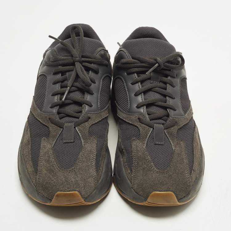 Pre Owned Yeezy x Adidas Boost 700 Size 44 Two Tone Mesh and Suede Low Top Sneakers