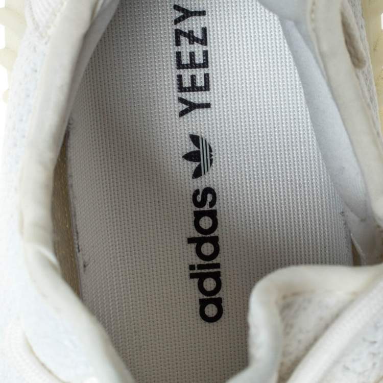 مملوكة مسبقًا Yeezy x Adidas White Cotton Knit Boost 350 V2 Sneakers Size 42