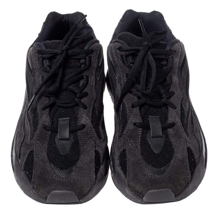 Pre Owned Yeezy x Adidas Black Fabric And Suede Boost 700 V2 Vanta Sneakers Size 41.5