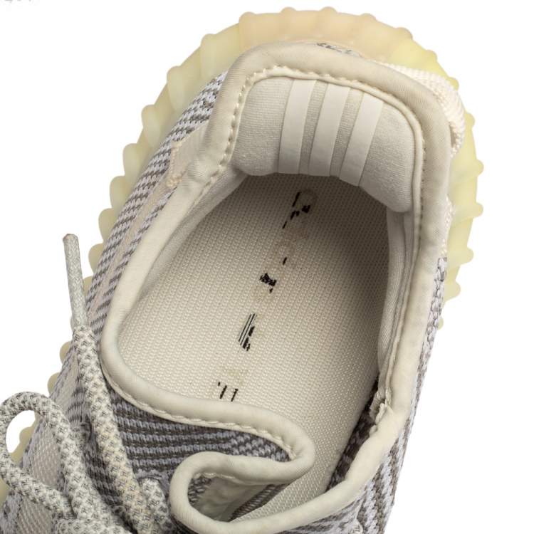 Pre Owned Yeezy x Adidas White/Grey Knit Fabric Boost 350 V2 Static Non-Reflective Sneakers Size 42
