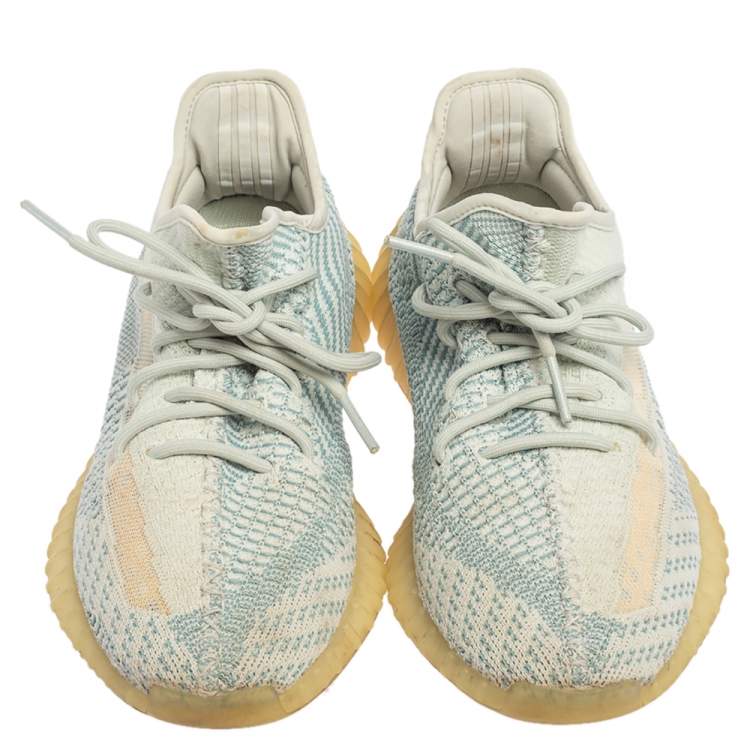 Pre Owned Yeezy x adidas Blue/White Knit Fabric Boost 350 V2 Cloud White Sneakers Size 42 2/3