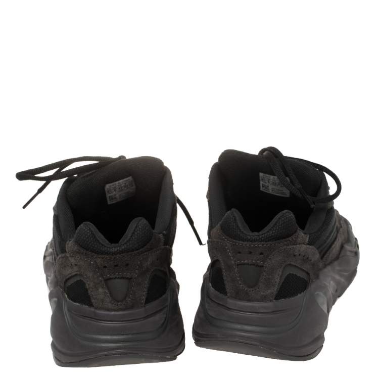 Pre Owned Yeezy x Adidas Black/Grey Suede And Canvas Boost 700 V2 Vanta Sneakers Size 42
