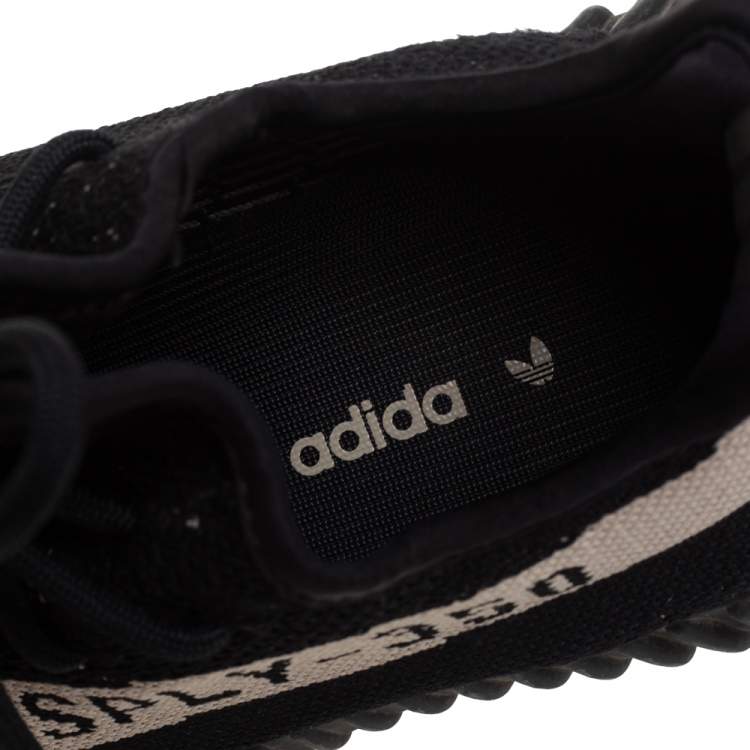 Pre Owned Yeezy x adidas Core Black/White Knit Fabric Boost 350 V2 Sneakers Size 42