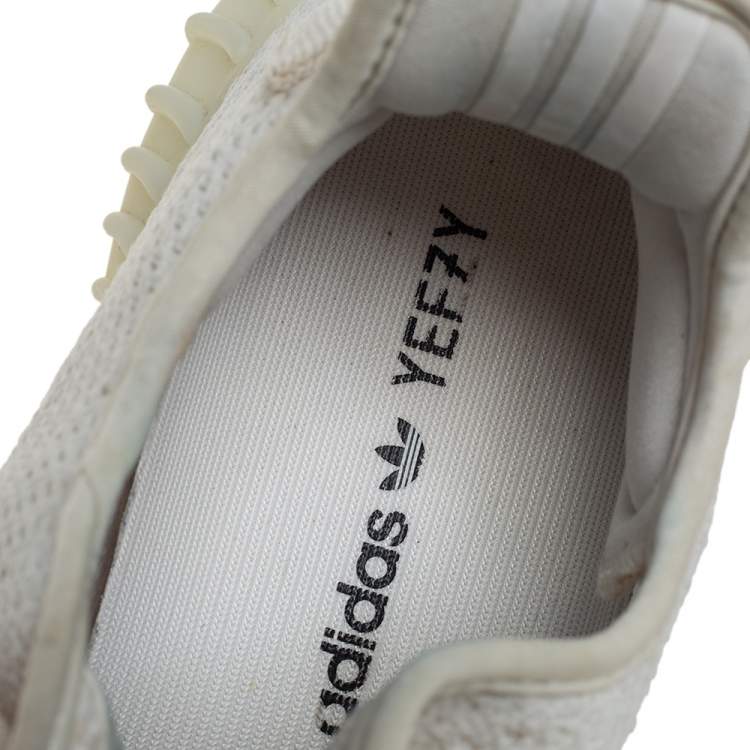 Pre Owned Yeezy x Adidas White Knit Fabric Boost 350 V2 Triple White Low Top Sneakers Size 41 1/3
