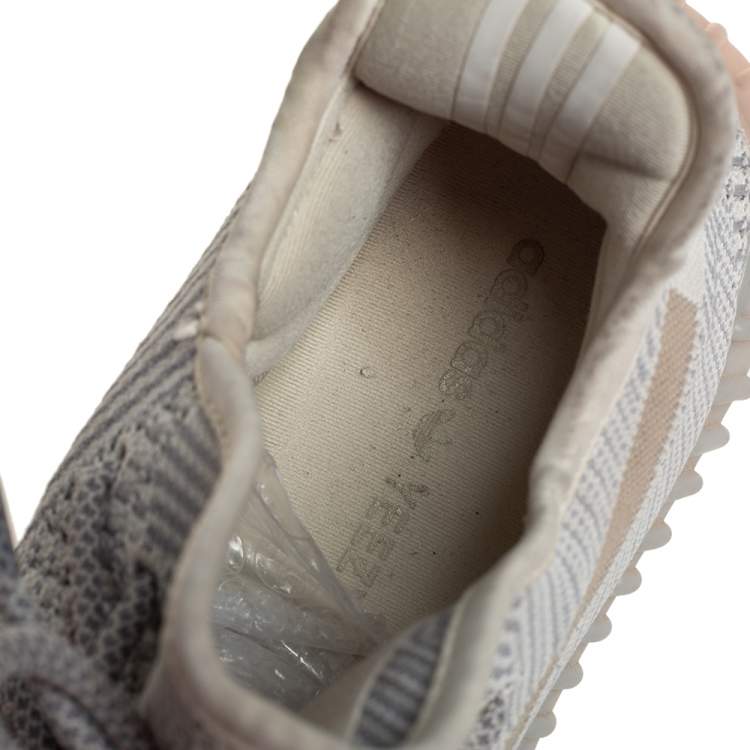 Pre Owned Yeezy x adidas Grey/Cream Knit Fabric Boost 350 V2 Lundmark Sneakers Size 45 1/3