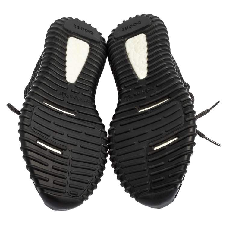 Pre Owned Yeezy x Adidas Black Knit Fabric Pirate Black Boost 350 Sneakers Size 42