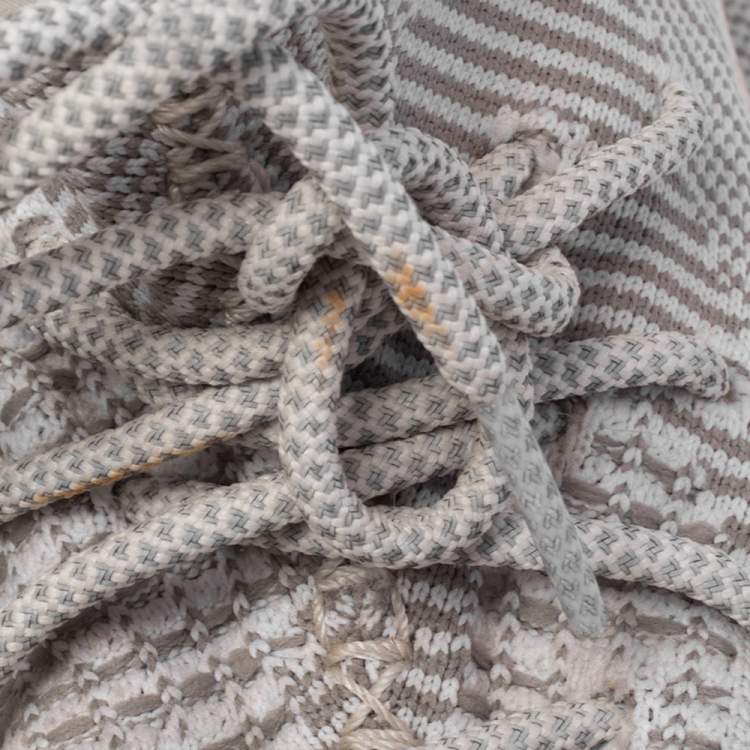 Pre Owned Yeezy x Adidas White/Grey Knit Fabric Boost 350 V2 Static Non Reflective Sneakers Size 44
