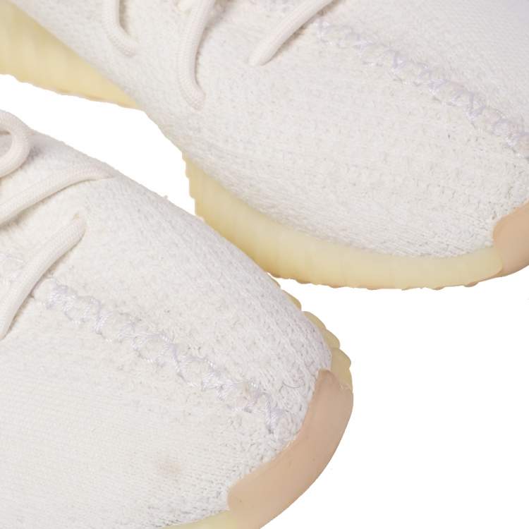 مملوكة مسبقًا Yeezy x Adidas White Knit Fabric Boost 350 V2 Cream/Triple White Sneakers Size 44