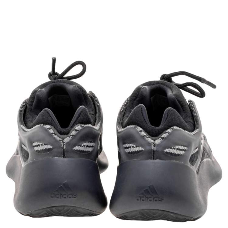Pre Owned Yeezy x Adidas Black Knit Fabric And Polyurethane 700 V3 Alvah Sneakers Size 41 1/3