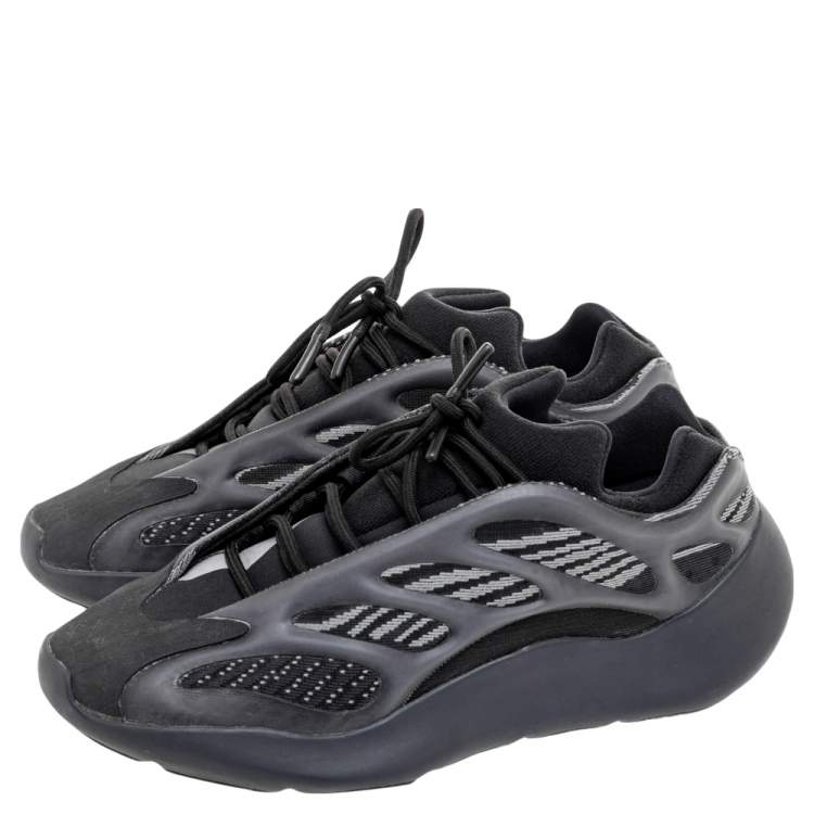 Pre Owned Yeezy x Adidas Black Knit Fabric And Polyurethane 700 V3 Alvah Sneakers Size 41 1/3