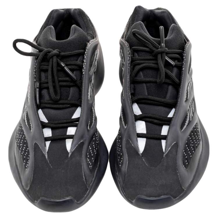 Pre Owned Yeezy x Adidas Black Knit Fabric And Polyurethane 700 V3 Alvah Sneakers Size 41 1/3