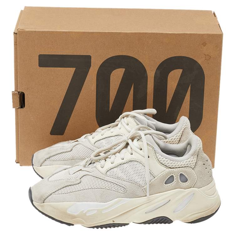 Pre Owned Yeezy x Adidas Cream Mesh, Leather, And Suede Boost 700 Analog Low Top Sneakers Size 39 1/3