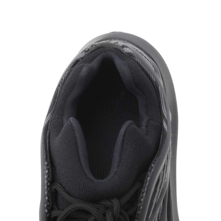 Pre Owned Yeezy x Adidas Black Knit Fabric And Polyurethane 700 V3 Alvah Low Top Sneakers Size 46 2/3