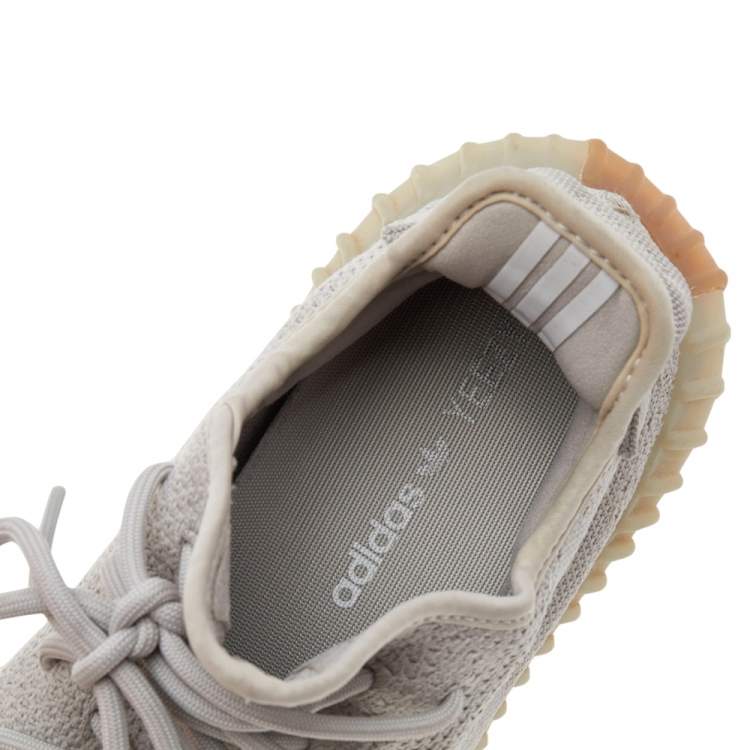 مملوكة مسبقًا Yeezy x adidas Grey Knit Fabric Boost 350 V2 Sesame Low Top Sneakers Size 43 1/3