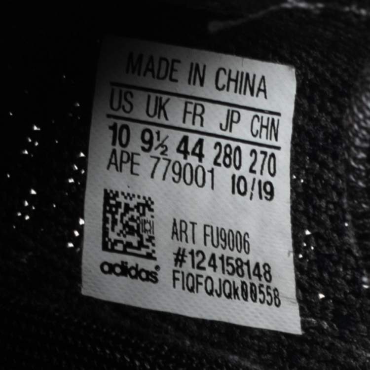 Pre Owned Yeezy x Adidas Black Knit Fabric Boost 350 V2 Sneakers Size 44