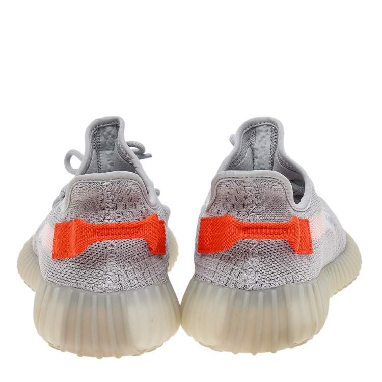 Pre Owned Yeezy x Adidas Grey Knit Fabric Boost 350 V2 Tail Light Sneakers Size 42 2/3