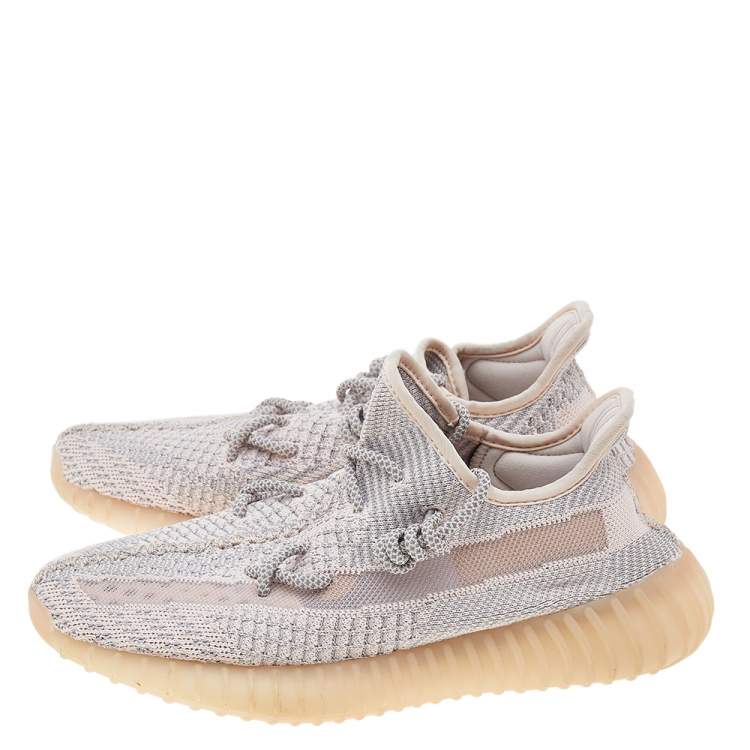 Pre Owned Yeezy x Adidas Beige/Grey Knit Fabric Boost 350 V2 Low Top Sneakers Size 40 2/3
