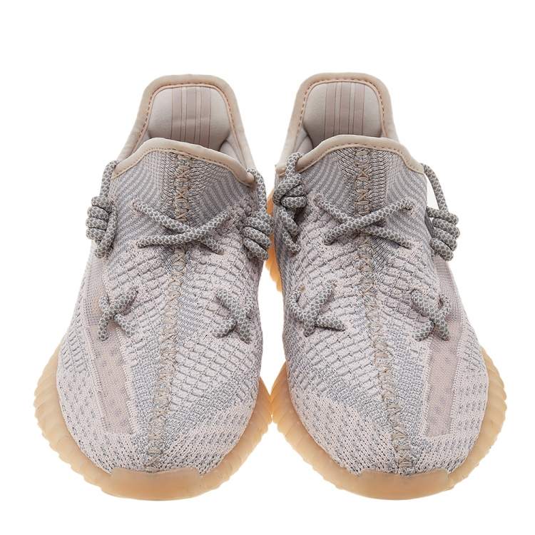 Pre Owned Yeezy x Adidas Beige/Grey Knit Fabric Boost 350 V2 Low Top Sneakers Size 40 2/3
