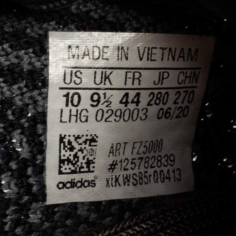 Pre Owned Yeezy x adidas Black/Grey Knit Fabric Boost 350 V2 Carbon Sneakers Size 44
