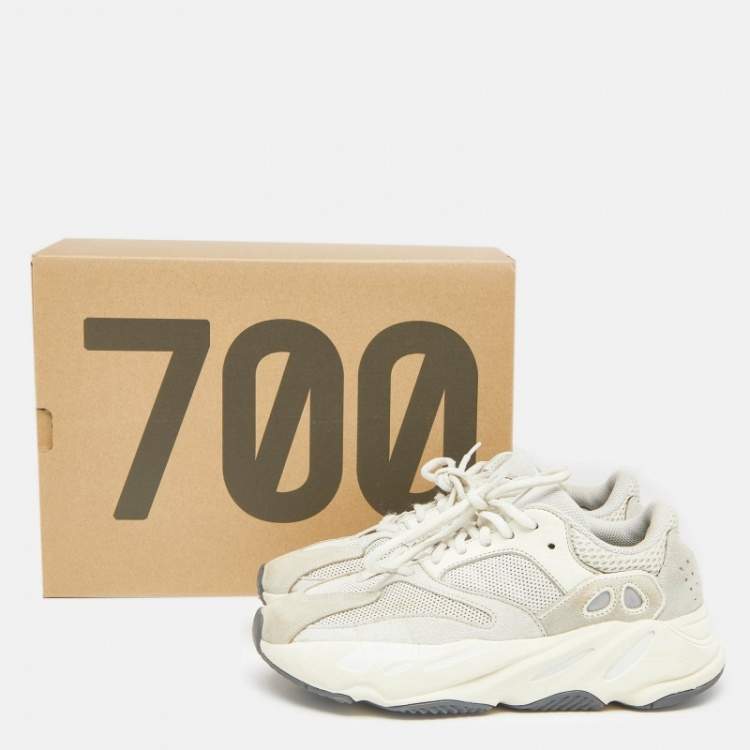 Pre Owned Yeezy x Adidas Off White Suede And Mesh Yeezy 700 Analog Sneakers Size 38 2/3