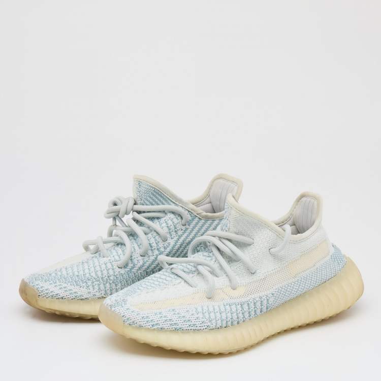Pre Owned Yeezy x Adidas Blue/White Knit Fabric Boost 350 V2 Cloud White Sneakers Size 36
