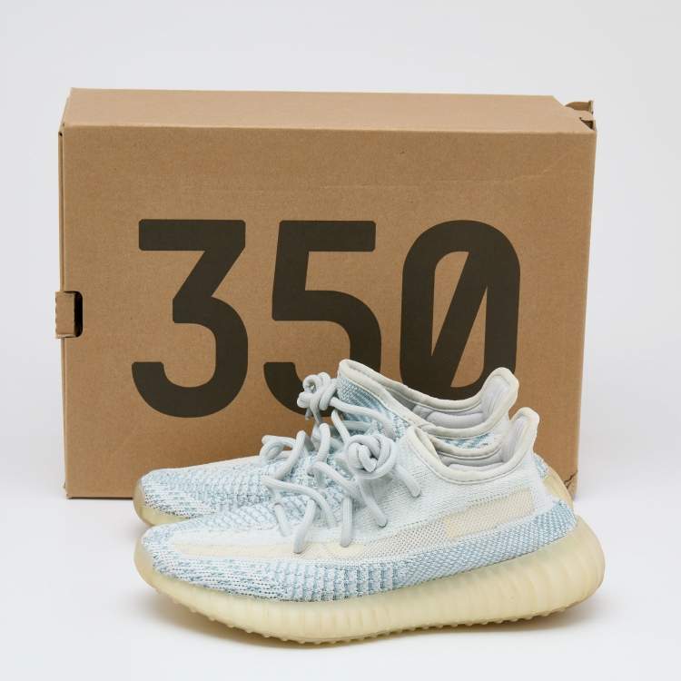 Pre Owned Yeezy x Adidas Blue/White Knit Fabric Boost 350 V2 Cloud White Sneakers Size 36