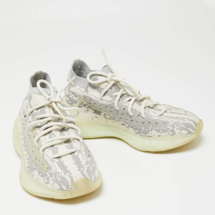 Pre Owned Yeezy x Adidas Grey/White Knit Fabric Boost 380 Alien Sneakers Size 42
