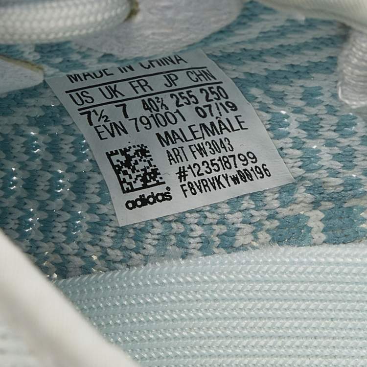 Pre Owned Yeezy x adidas White/Blue Knit Fabric Boost 350 V2 Cloud White Sneakers Size 40 2/3