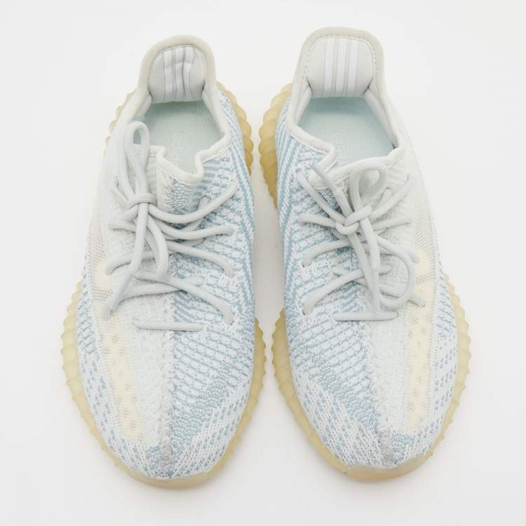 Pre Owned Yeezy x adidas White/Blue Knit Fabric Boost 350 V2 Cloud White Sneakers Size 40 2/3