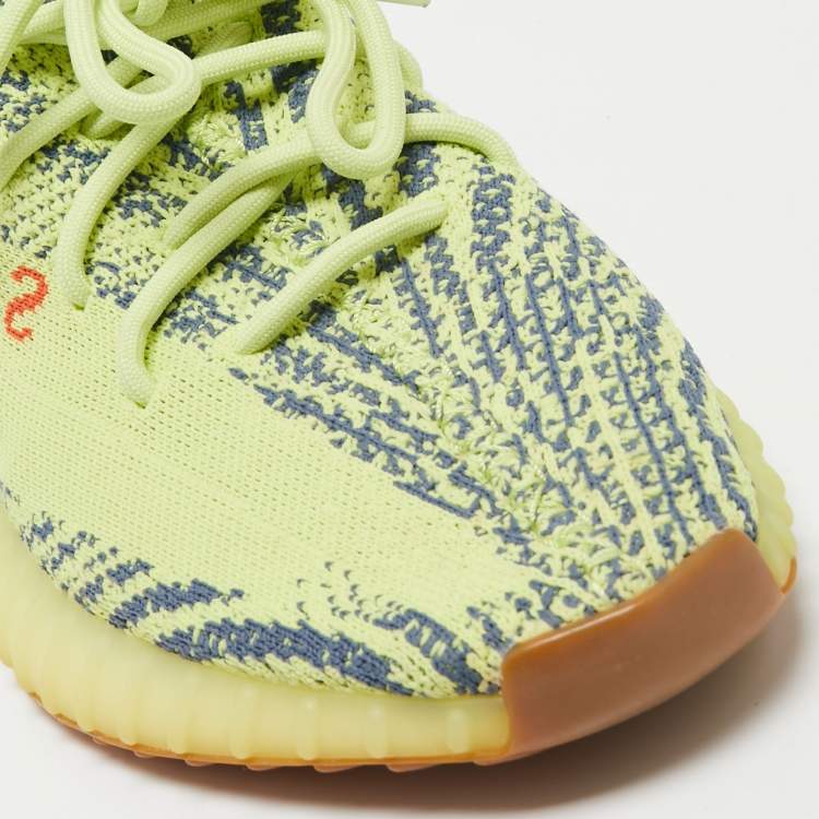 مملوكة مسبقًا Yeezy x Adidas Neon Yellow Knit Fabric Boost 350 V2 Semi Frozen Yellow Sneakers Size 44