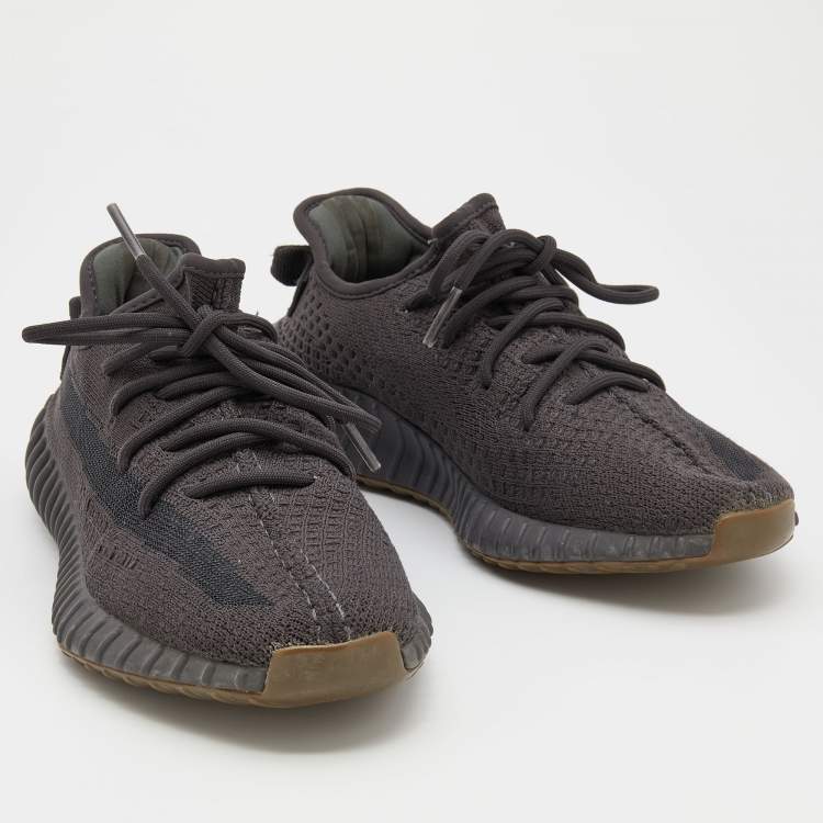 Pre Owned Yeezy x Adidas Dark Grey Knit Fabric Boost 350 V2 Cinder Low Top Sneakers Size 41 1/3
