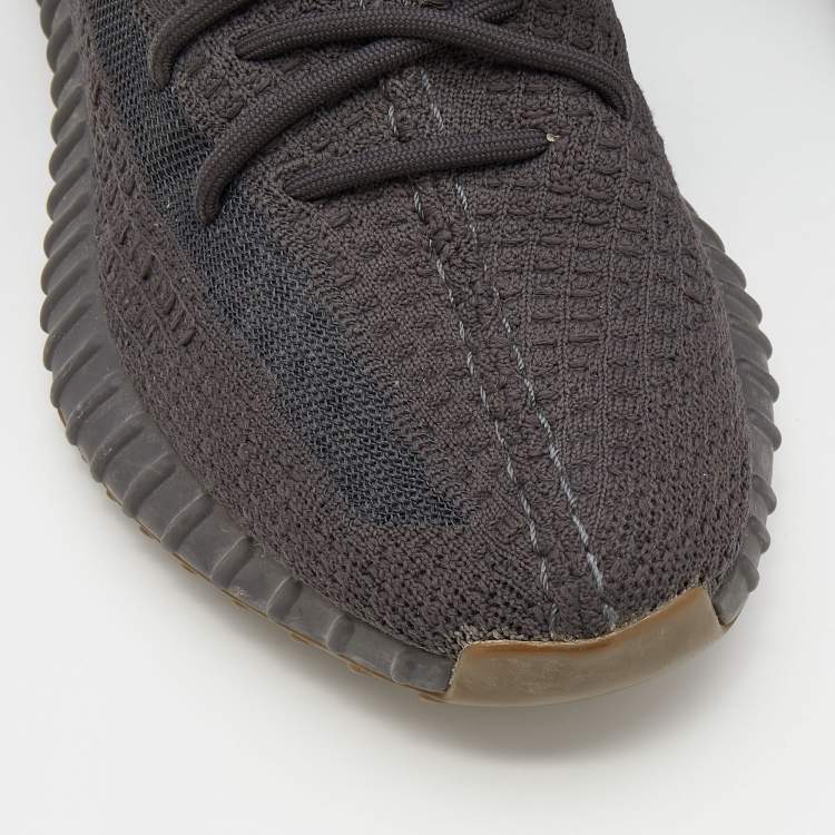 Pre Owned Yeezy x Adidas Dark Grey Knit Fabric Boost 350 V2 Cinder Low Top Sneakers Size 41 1/3