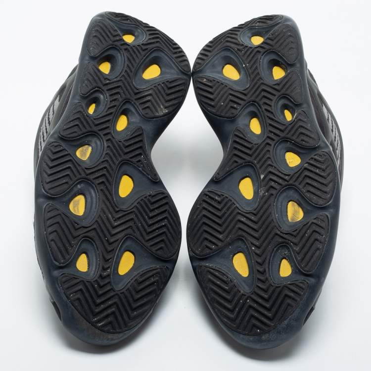 Pre Owned Yeezy x Adidas Black/Grey Knit Fabric and Rubber Boost 700 V3 Alvah Sneakers Size 44