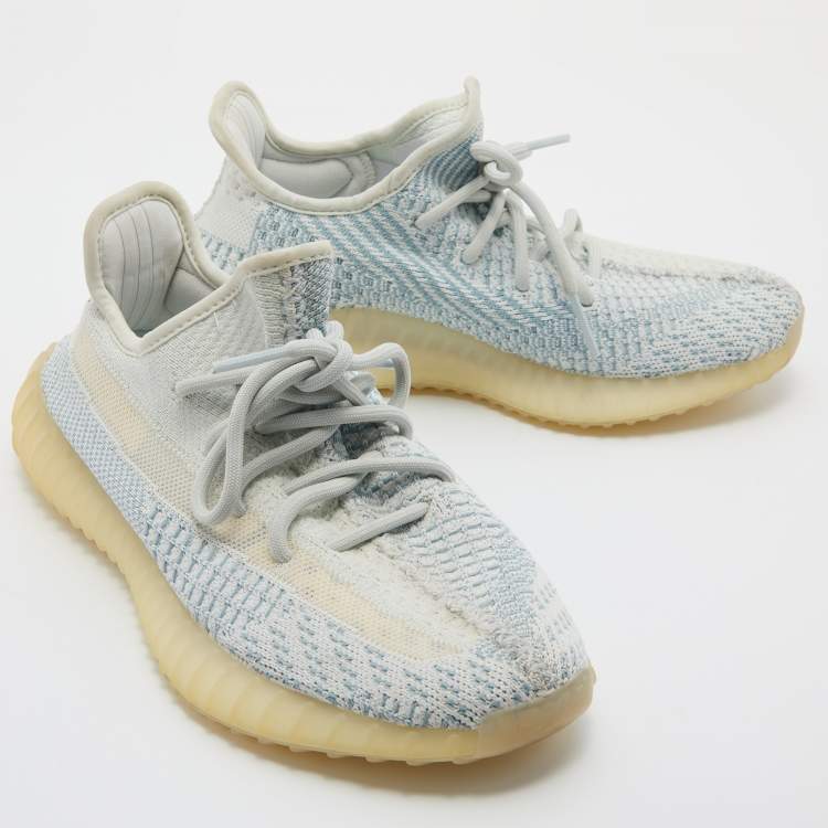 Pre Owned Yeezy x Adidas Blue/White Knit Fabric Boost 350 V2 Cloud White Sneakers Size 38 2/3