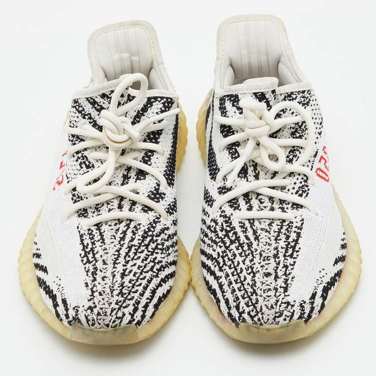 Pre Owned Yeezy x Adidas White/Black Knit Fabric Boost 350 V2 Zebra Low Top Sneakers Size 40 2/3