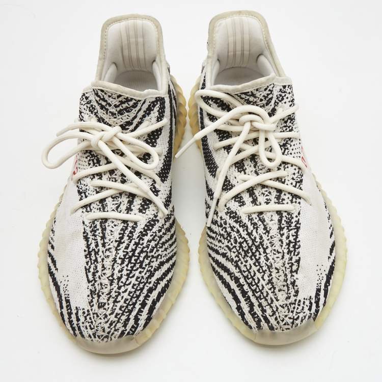 Pre Owned Yeezy x Adiddas White/Black Knit Fabric 350 V2 White Core sneakers Size 46 2/3