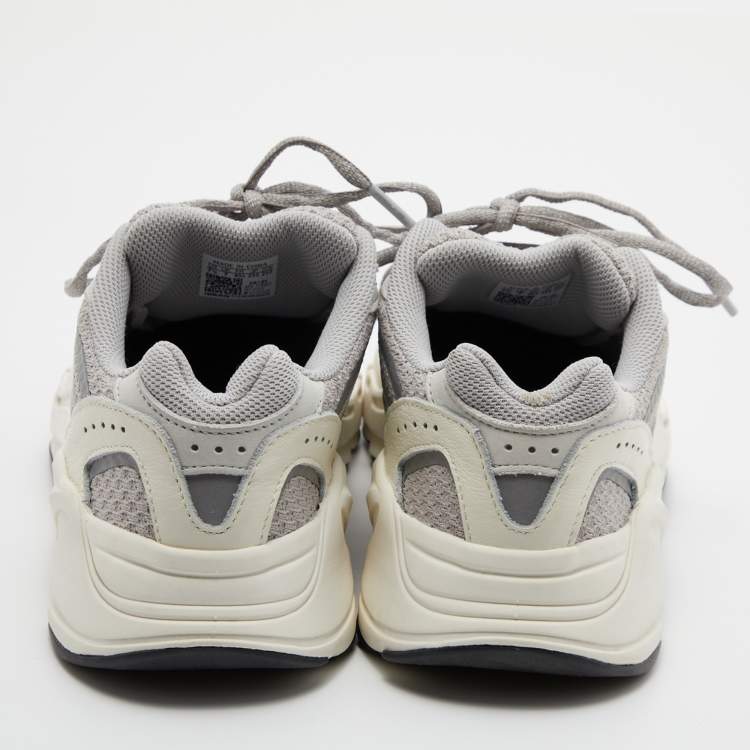 Pre Owned Yeezy x adidas Grey/Off-White Knit Fabric, Nubuck and Leather Boost 700 V2 Static Sneakers Size 40 2/3
