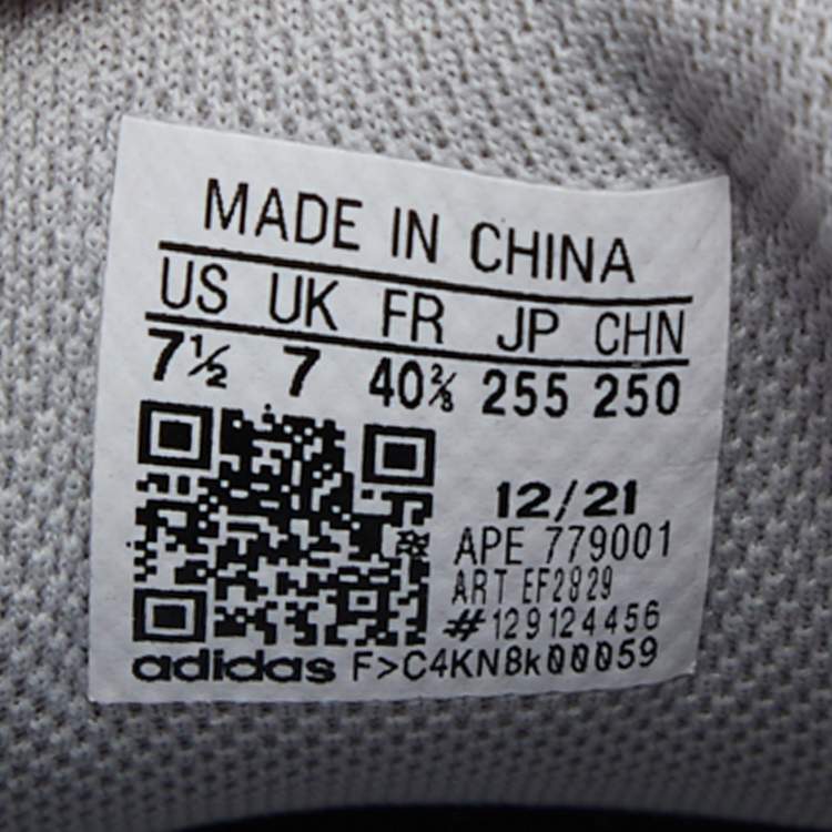 Pre Owned Yeezy x adidas Grey/Off-White Knit Fabric, Nubuck and Leather Boost 700 V2 Static Sneakers Size 40 2/3