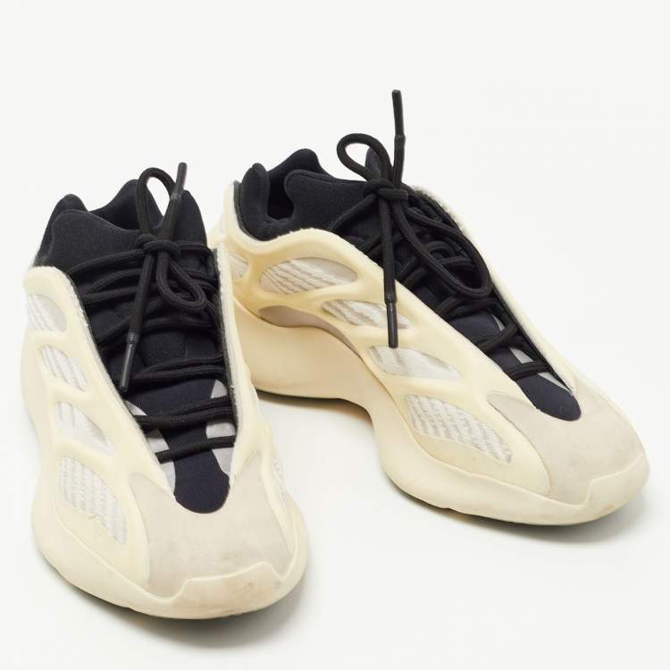 Pre Owned Yeezy x Adidas Cream/Grey Fabric And Rubber 700 V3 Azael Low Top Sneakers Size 38 2/3