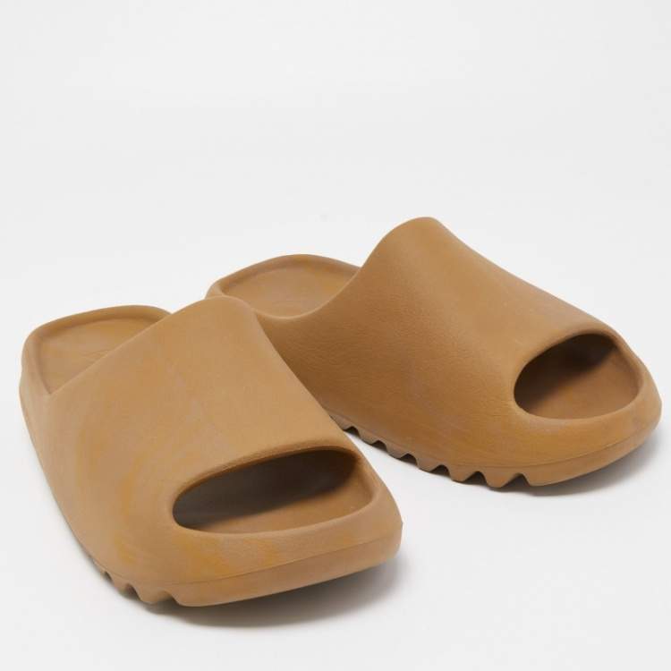 Pre Owned Yeezy x Adidas Brown Rubber Ochre Slides Size 46