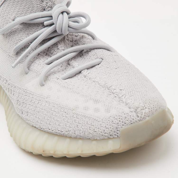 Pre Owned Yeezy x Adidas Grey Knit Fabric Boost 350 V2 Tail Light Sneakers Size 46