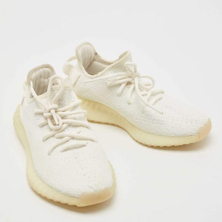 Pre Owned Yeezy x Adidas White Knit Fabric Boost 350 V2 Triple White Sneakers Size 38 2/3