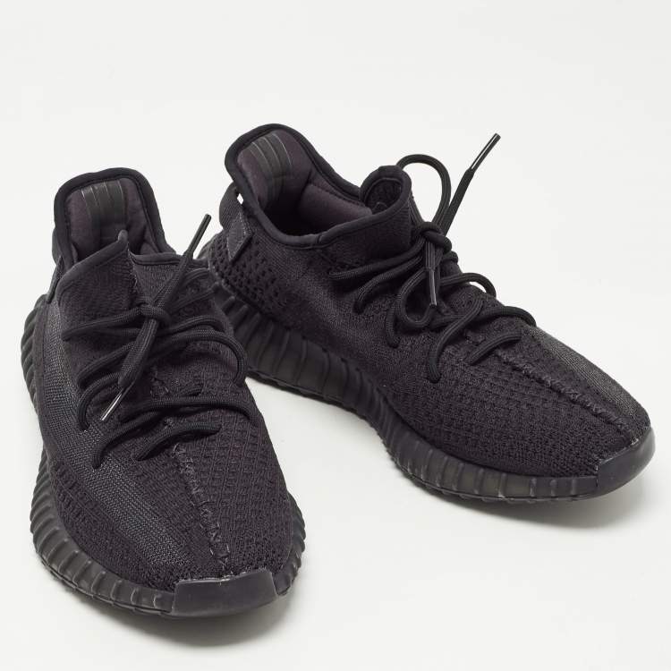 مملوكة مسبقًا adidas Yeezy Black Knit Fabric Boost 350 V2 Onyx Sneakers Size 44 2/3