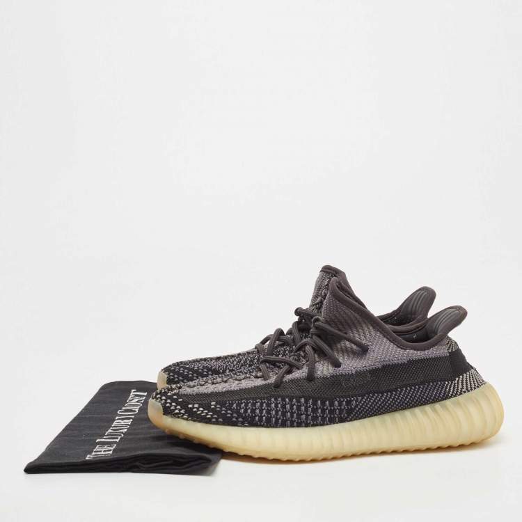 Pre Owned Yeezy x Adidas Black/Grey Knit Fabric Boost 350 V2 Carbon Sneakers Size 42