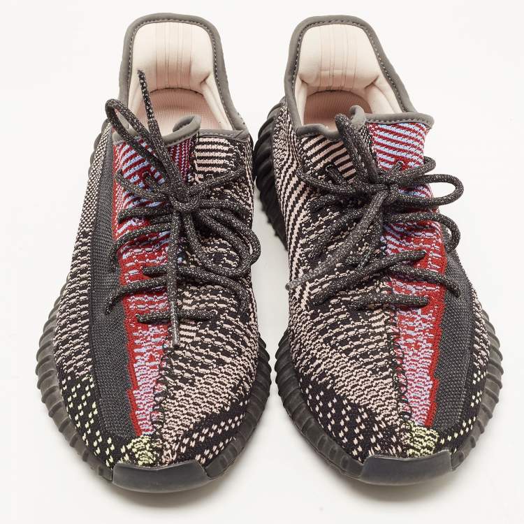 Pre Owned Yeezy x Adidas Black Knit Fabric Boost 350 V2 Yecheil Sneakers Size 44