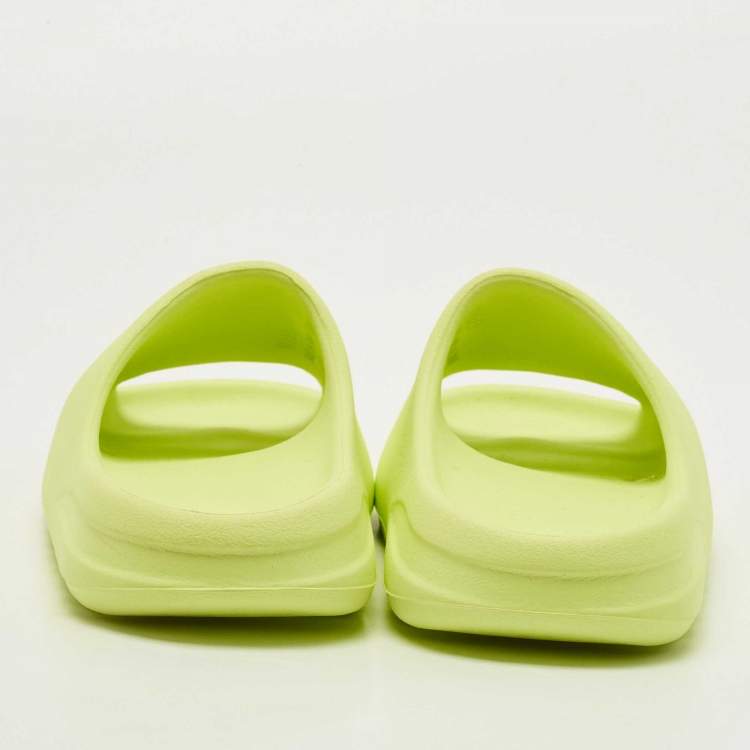 Pre Owned Yeezy x Adidas Neon Green Rubber Glow Green Slides Size 41