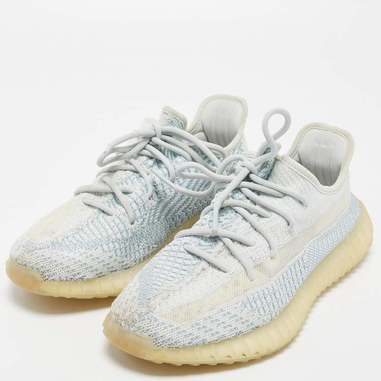 Pre Owned Yeezy x Adidas Blue/White Knit Fabric Boost 350 V2 Cloud- White Sneakers Size 42