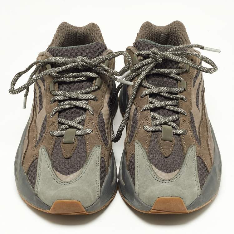 مملوكة مسبقًا Yeezy x Adidas Grey Knit Fabric and Leather Boost 700 V2 Geode Sneakers Size 43 1/3