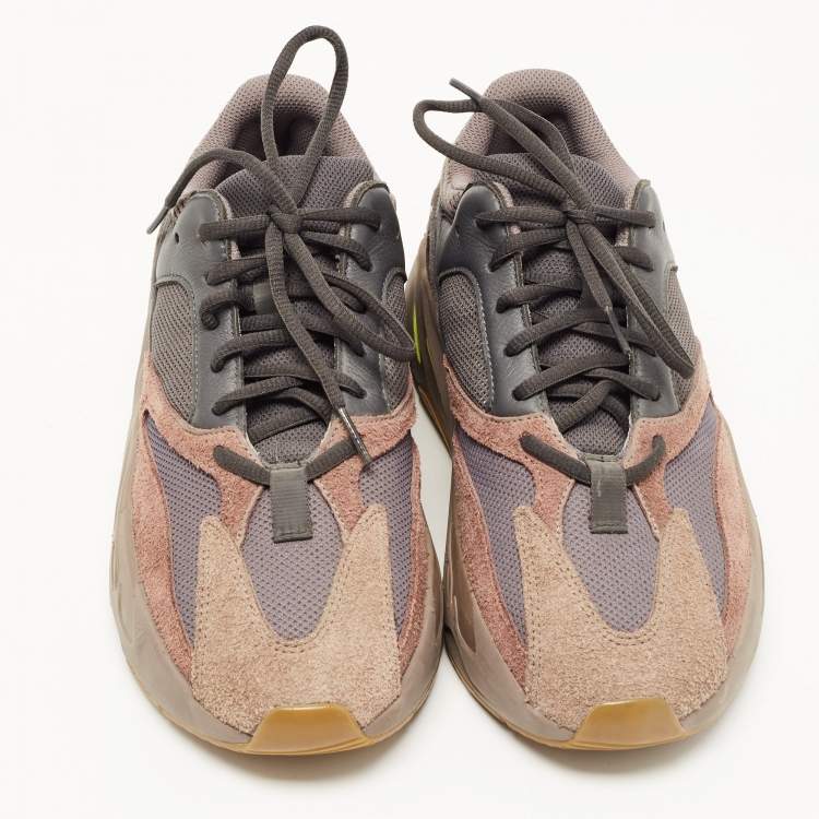Pre Owned Yeezy x Adidas Tricolor Suede and Mesh Boost 700 Mauve Sneakers Size 42