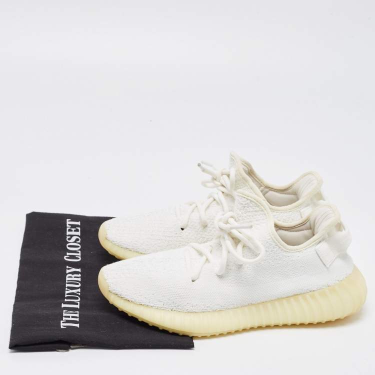 مملوكة مسبقًا Yeezy x Adidas White Knit Fabric Boost 350 V2 Triple White Sneakers Size 38 2/3